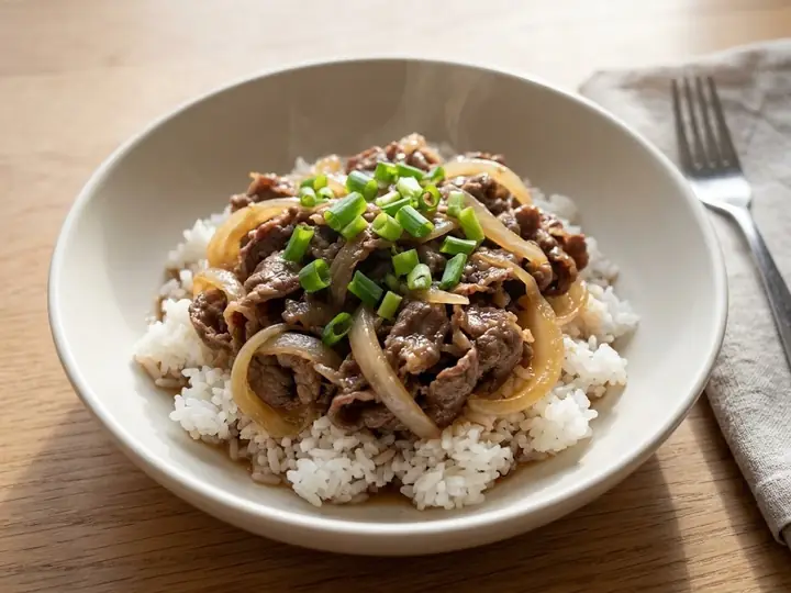 Gyudon (Beef and Onion Rice Bowl)